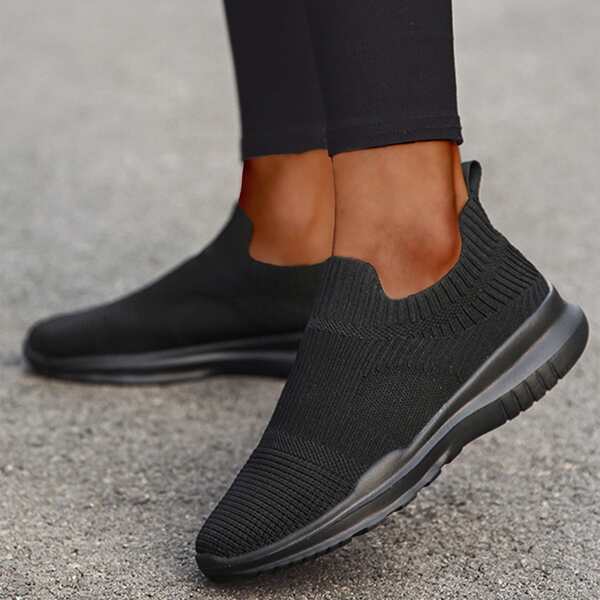

Minimalist Running Shoes, Black