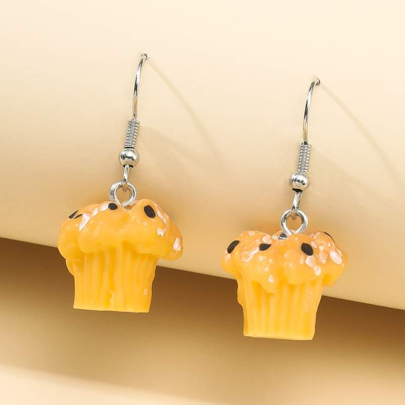 

Cake Drop Earrings, Silver