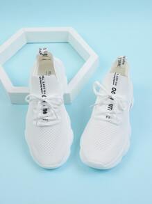 Women's White Road Running Shoes With Letter Pattern And Lace-Up Design Ideal For Yoga
