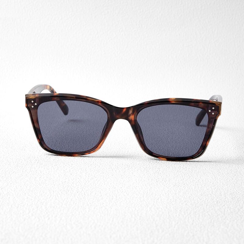 

TORTOISESHELL FRAME SUNGLASSES