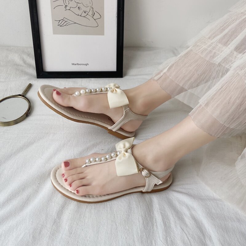 

Faux Pearl Decor Thong Sandals, Beige
