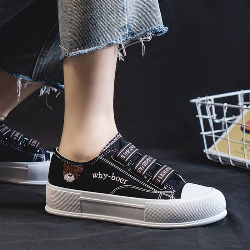 

Bear Embroidered Velcro Strap Canvas Shoes, Black