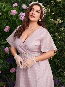 Modelyn Vestido De Manga Murciélago Con Cuello Cruzado Para Mujer Plus, Con Dobladillo Con Volantes Y Sin Cinturón - Rosa Pálido - Ver 4