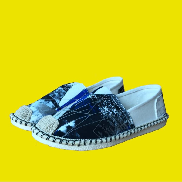 

Men Cap Toe Graphic Loafers, Black