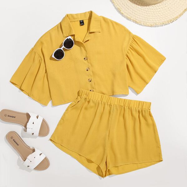 

Plus Solid Flounce Sleeve Blouse & Shorts, Yellow