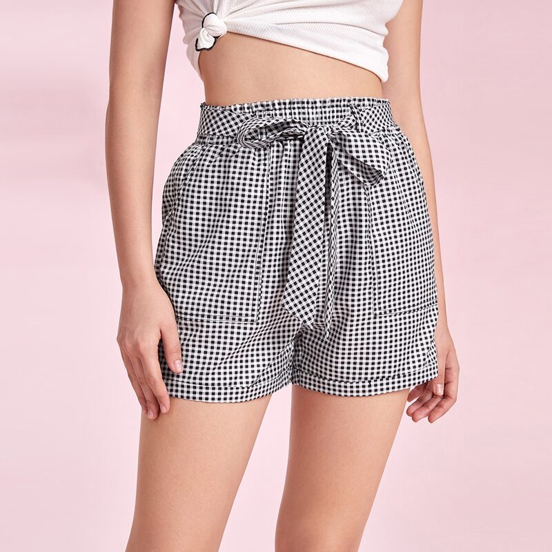 

Gingham Belted Shorts, Black and white
