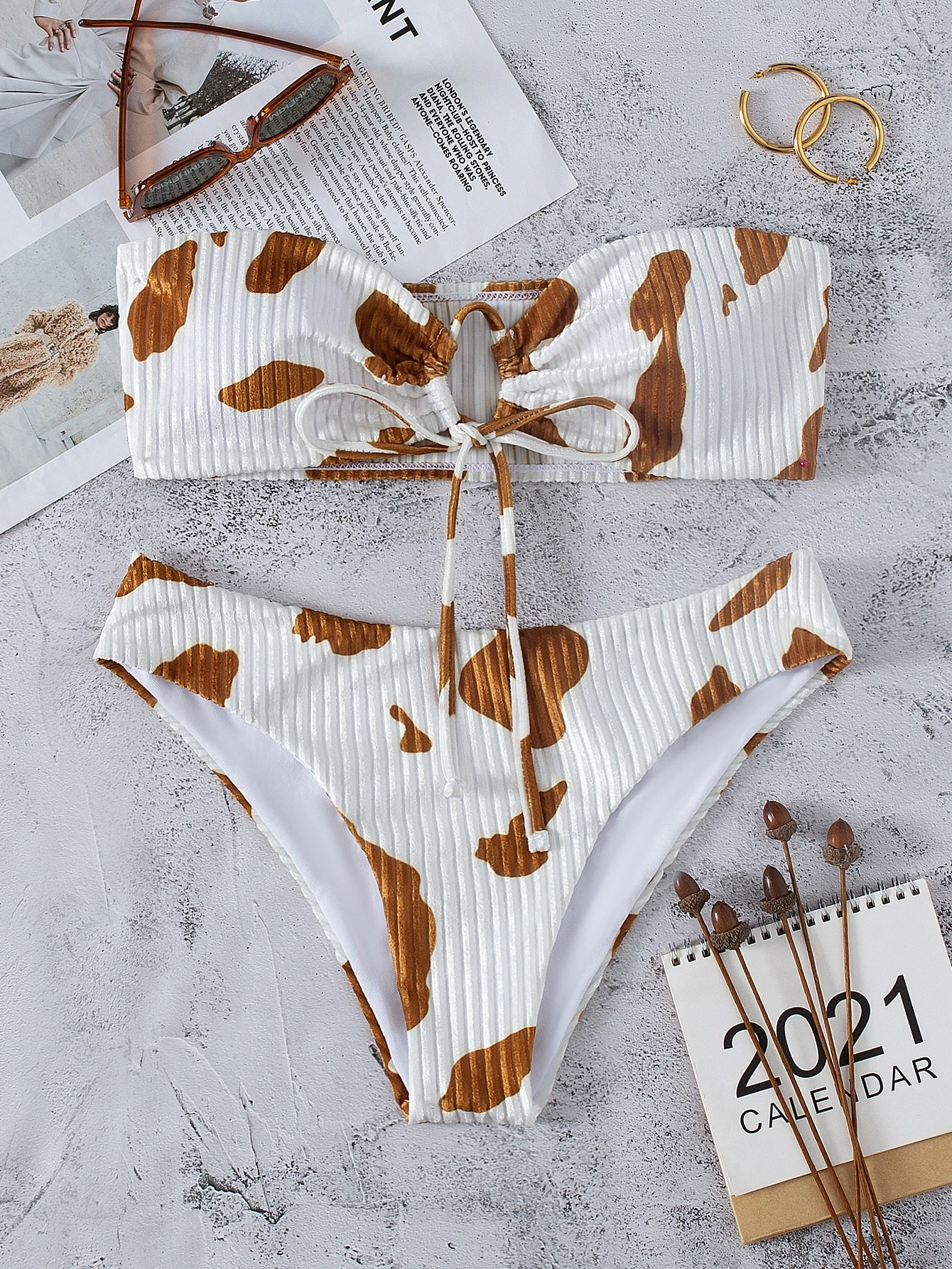Traje De Baño Bikini Con Dobladillo Asimétrico Estampado Hal Traje De Baño Bikini Con Dobladillo Asimétrico Estampado Hal