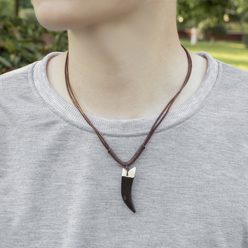 

Guys Faux Ox Horn Charm Necklace, Brown