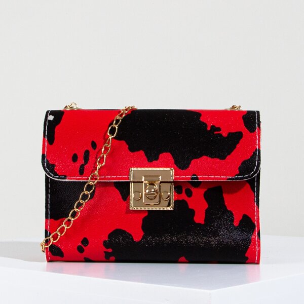 

Two Tone Twist Lock Chain Bag, Red