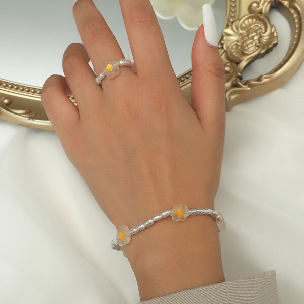 

Flower Decor Beaded Bracelet & Ring, White