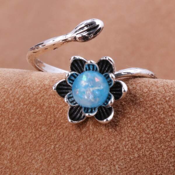 

Flower Design Cuff Ring, Blue