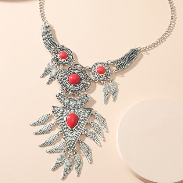 

Vintage Geometric Design Necklace, Red