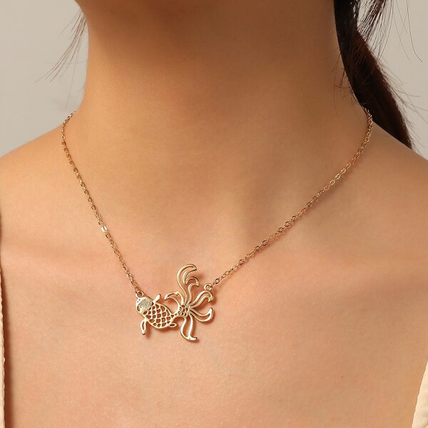 

Fish Pendant Necklace, Gold