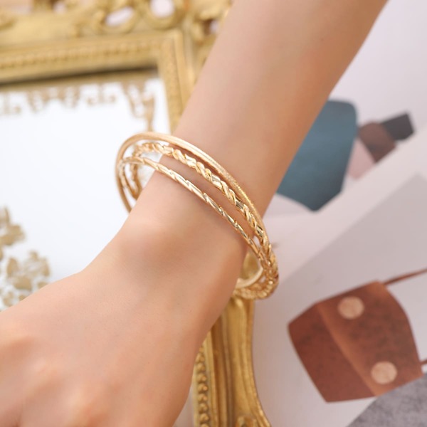 

Metal Simple Bangle, Gold