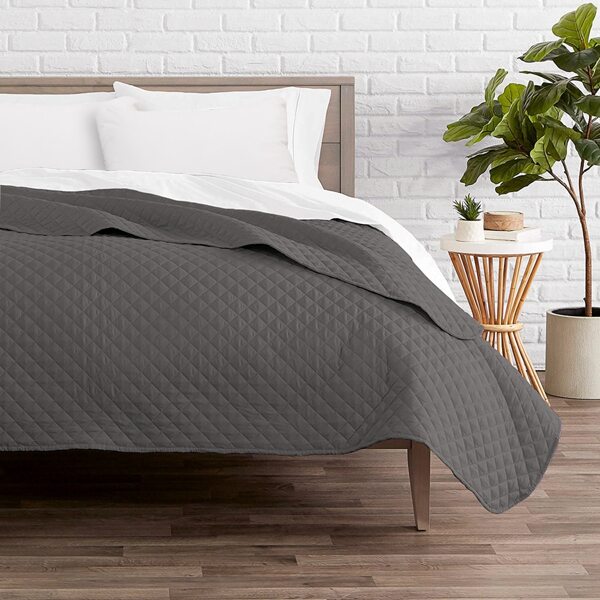

Solid Color Bedspread Quilt, Dark grey