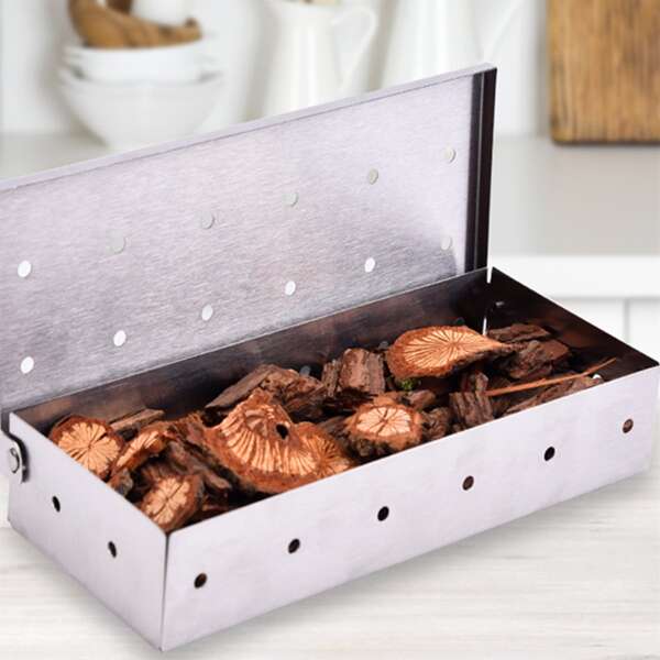 

1pc Stainless Steel Barbecue Smoker Box, Silver