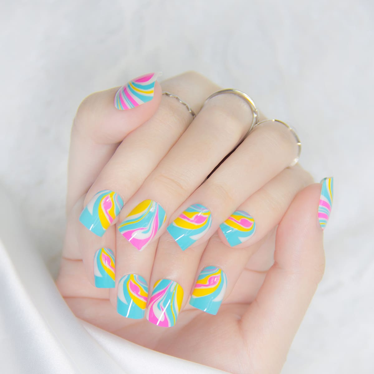

24pcs Graphic Fake Nail & 1sheet Tape & 1pc Nail File, Multicolor
