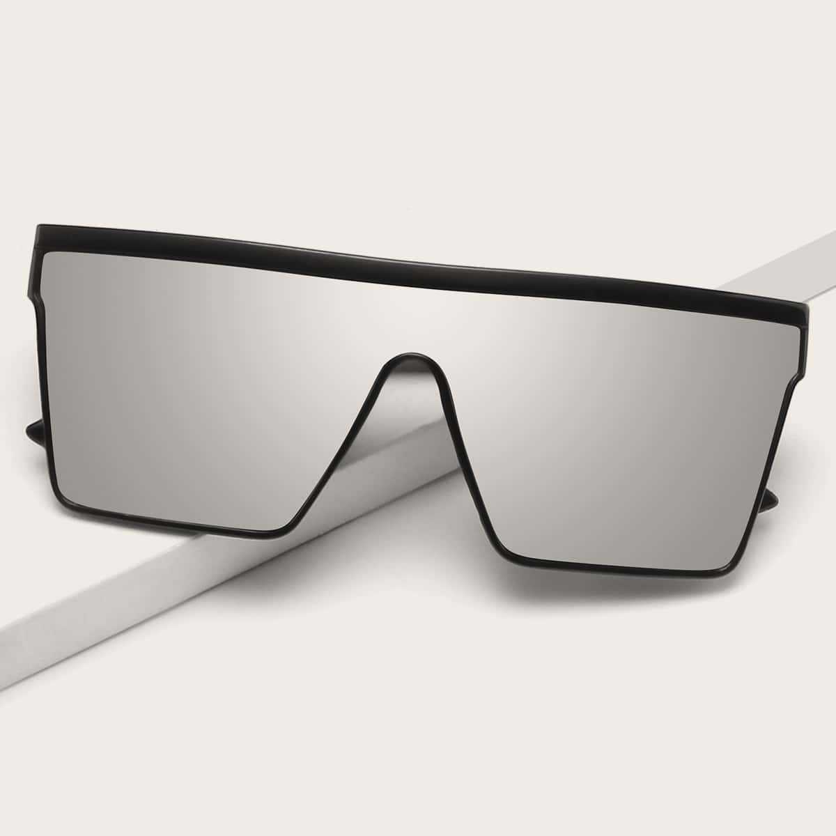 

Flat Top Sunglasses