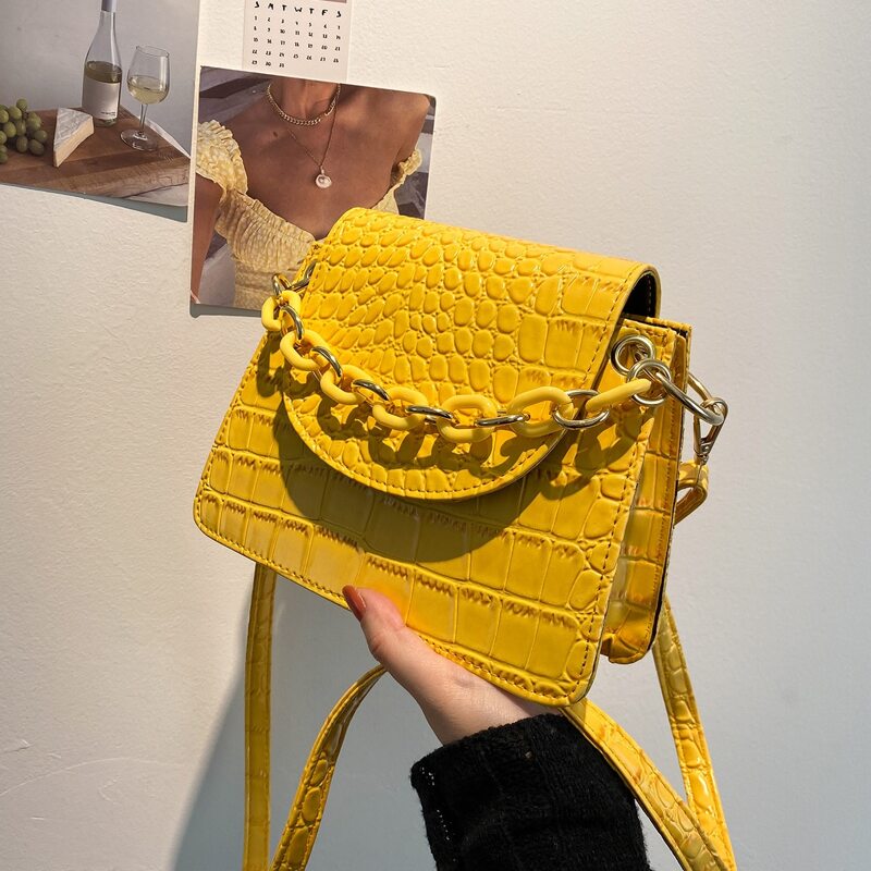 

1pc Random Croc Embossed Crossbody Bag, Yellow