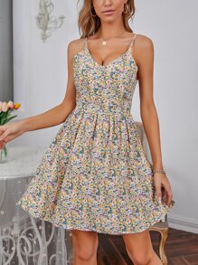 SHEIN Unity 滿版圖案後打褶吊帶連衣裙 - 彩色 - 查看 5