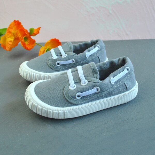 

Toddler Boys Lace-up Front Sneakers, Grey