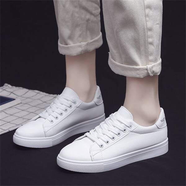 

Letter Graphic Lace-up Front Skate Shoes, White