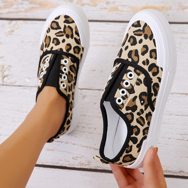 

Leopard Canvas Shoes, Brown