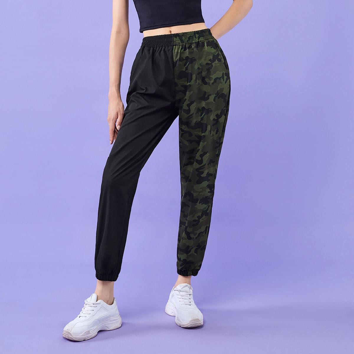 

Contrast Camo Cargo Joggers, Multicolor