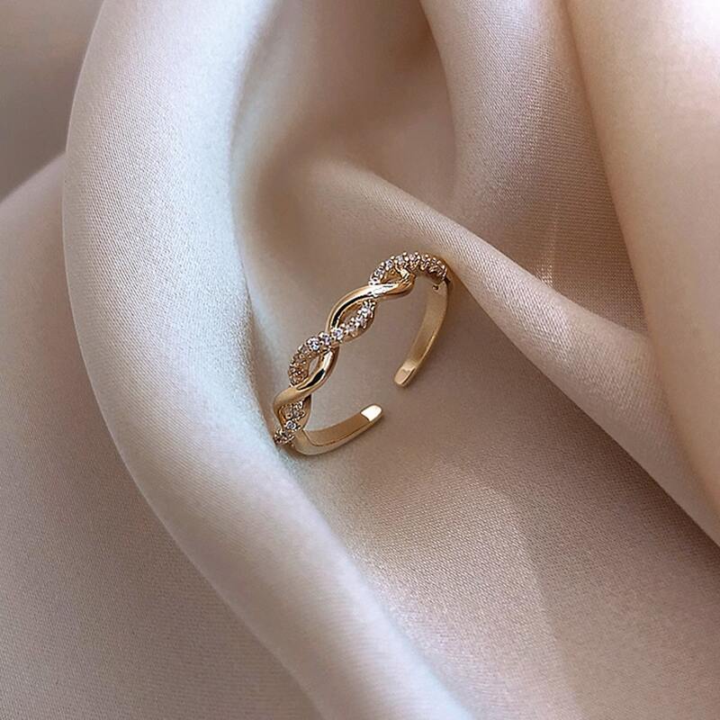 

1pc Rhinestone Twist Ring, Gold