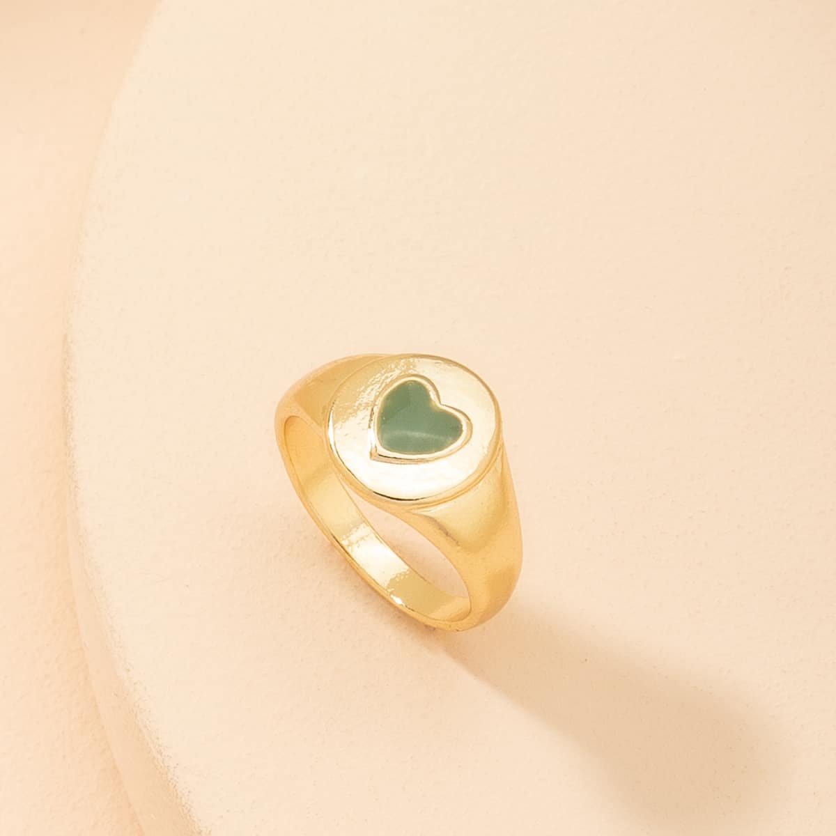 

1pc Heart Ring, Gold