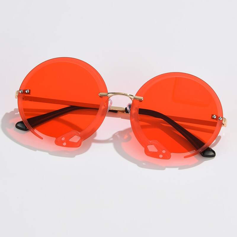 

Round Frame Sunglasses