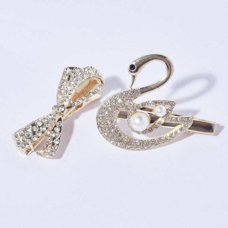 

2pcs Rhinestone Hair Clip, Multicolor
