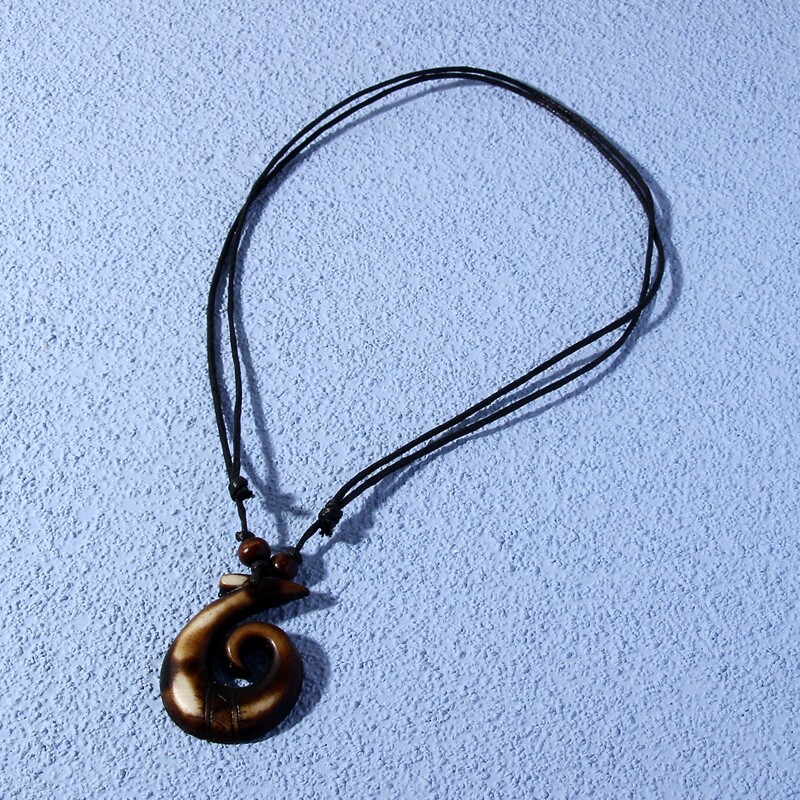 

Guys 1pc Pendant Necklace, Coffee brown