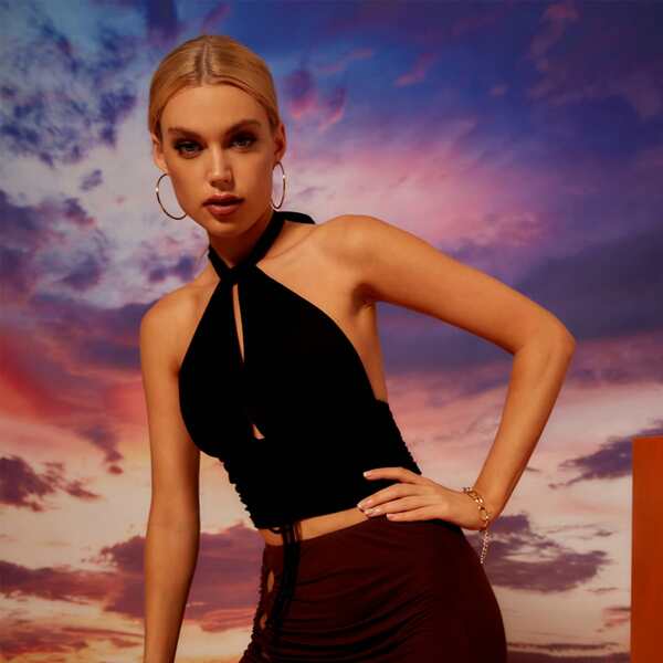 

Solid Backless Crop Halter Top, Black