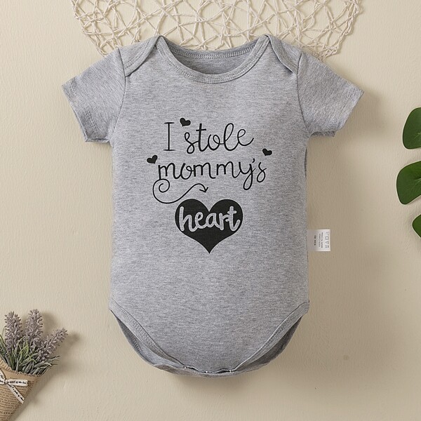 

Baby Unisex Heart And Slogan Graphic Bodysuit, Grey