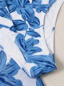 SHEIN Swim Summer Beach 3packs Floral Knot Front Bikini & Beach Skirt - Blue and White - View 5