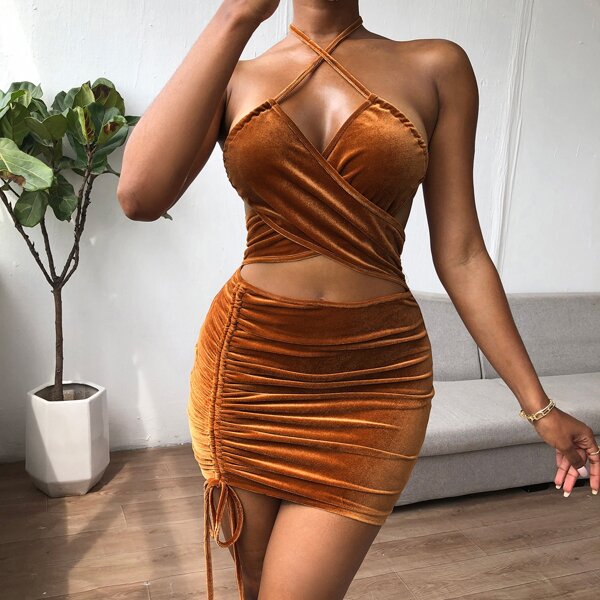 

Backless Cut Out Waist Velvet Bodycon Dress, Brown