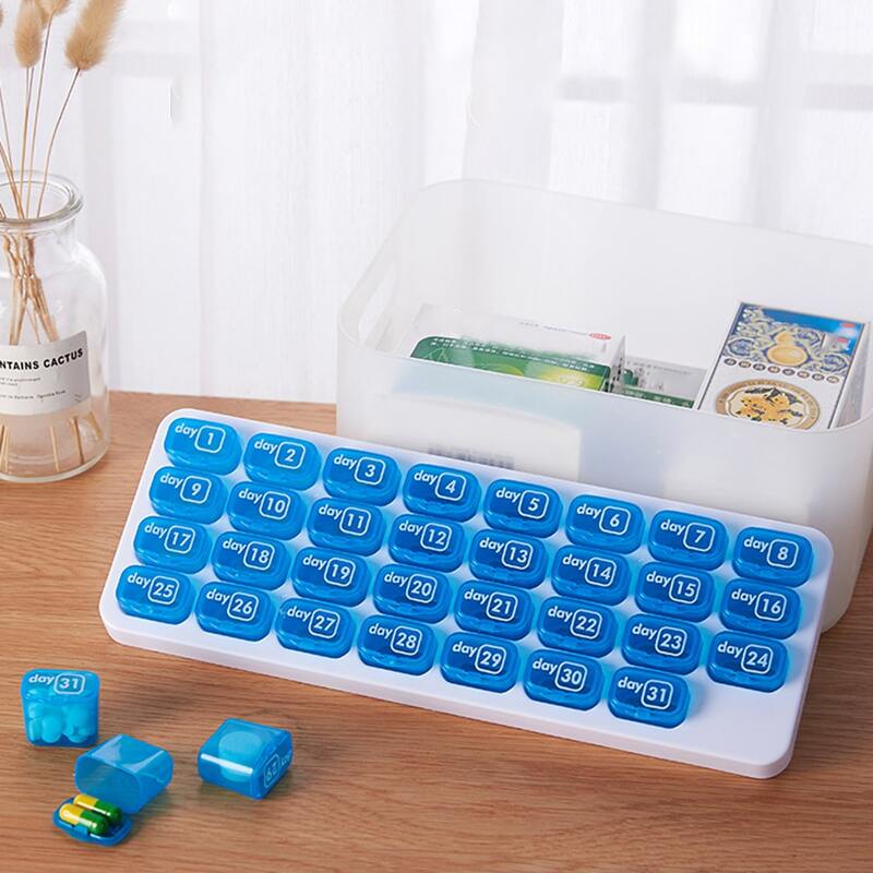 

1pc Portable Pill Storage Box, Multicolor