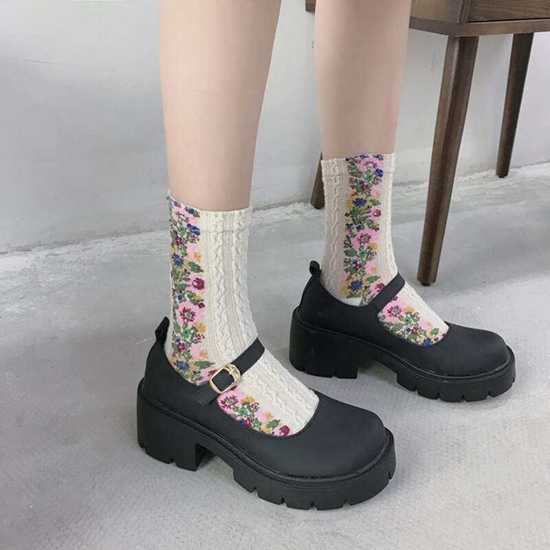 

Chunky Heeled Mary Jane Pumps, Black