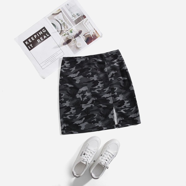 

Camo Print Split Hem Skirt, Multicolor