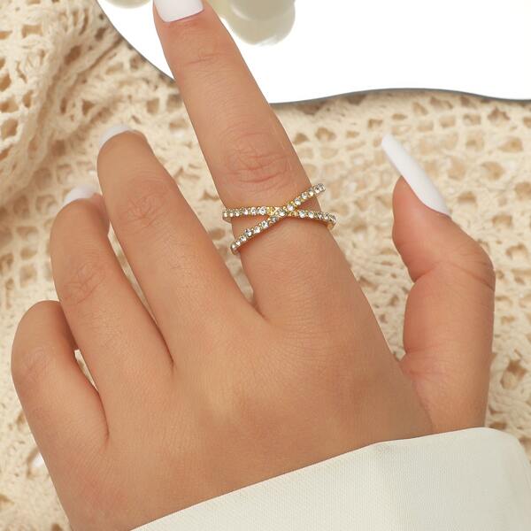 

Rhinestone Decor Criss Cross Ring, Gold