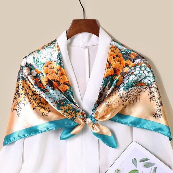 

Flower Print Bandana, Multicolor
