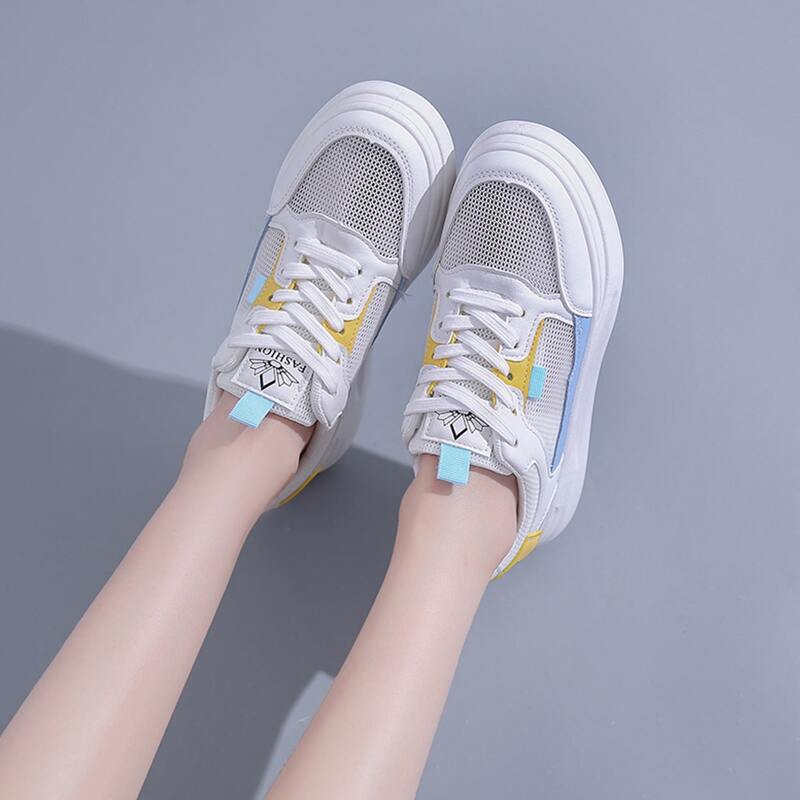 

Colorblock Lace-up Skate Shoes, White