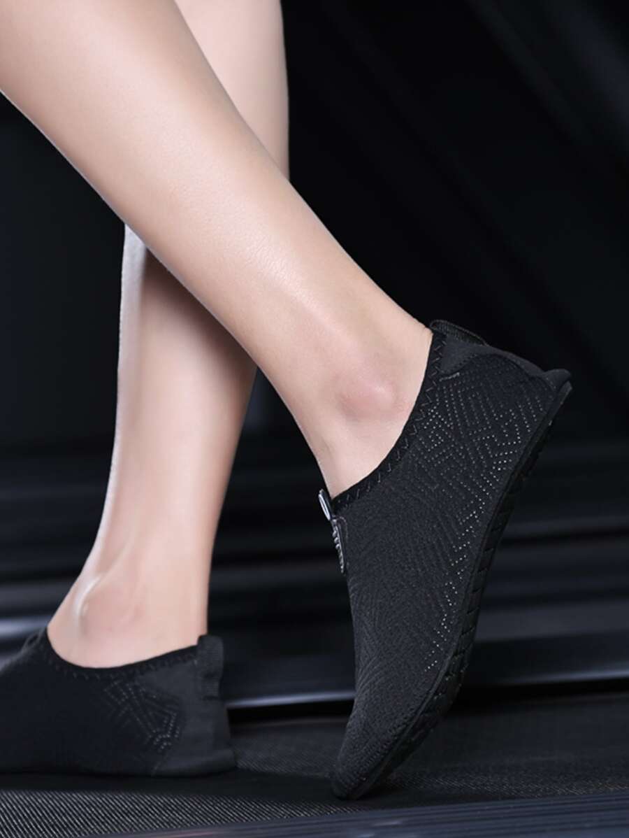 一腳蹬水鞋 - 黑色 - 查看 1