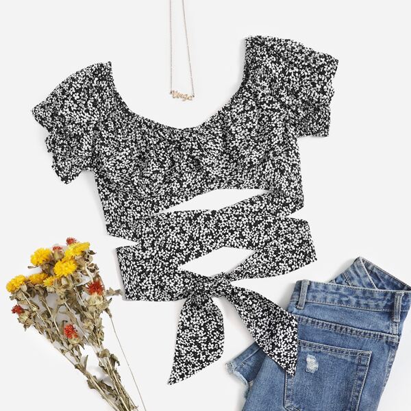 

Puff Sleeve Ruched Bust Knot Ditsy Floral Crop Top, Black