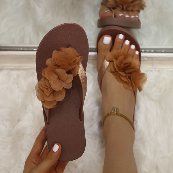 

Flower Appliques Flip Flops, Coffee brown