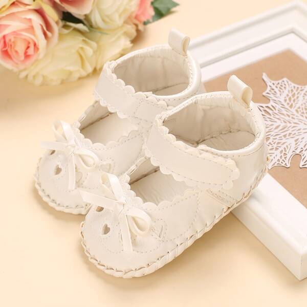 

Baby Girl Bow Decor Hollow Out Flats, White