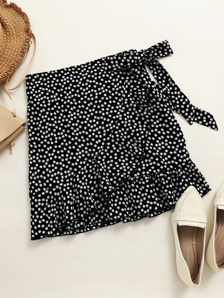 Plus Ditsy Floral Tie Front Ruffle Wrap Skirt