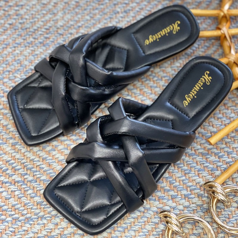 

Minimalist Open Toe Sandals, Black