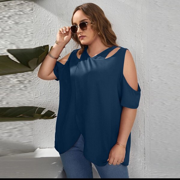 

Plus Solid Cold Shoulder Tulip Hem Blouse, Navy blue